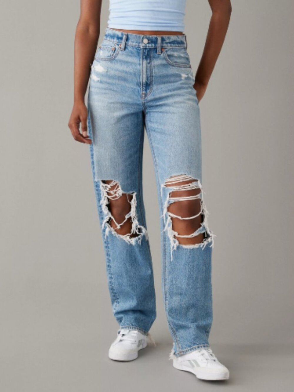 American Eagle Strigid Highest Rise Baggy Straight Ripped Distressed Jean